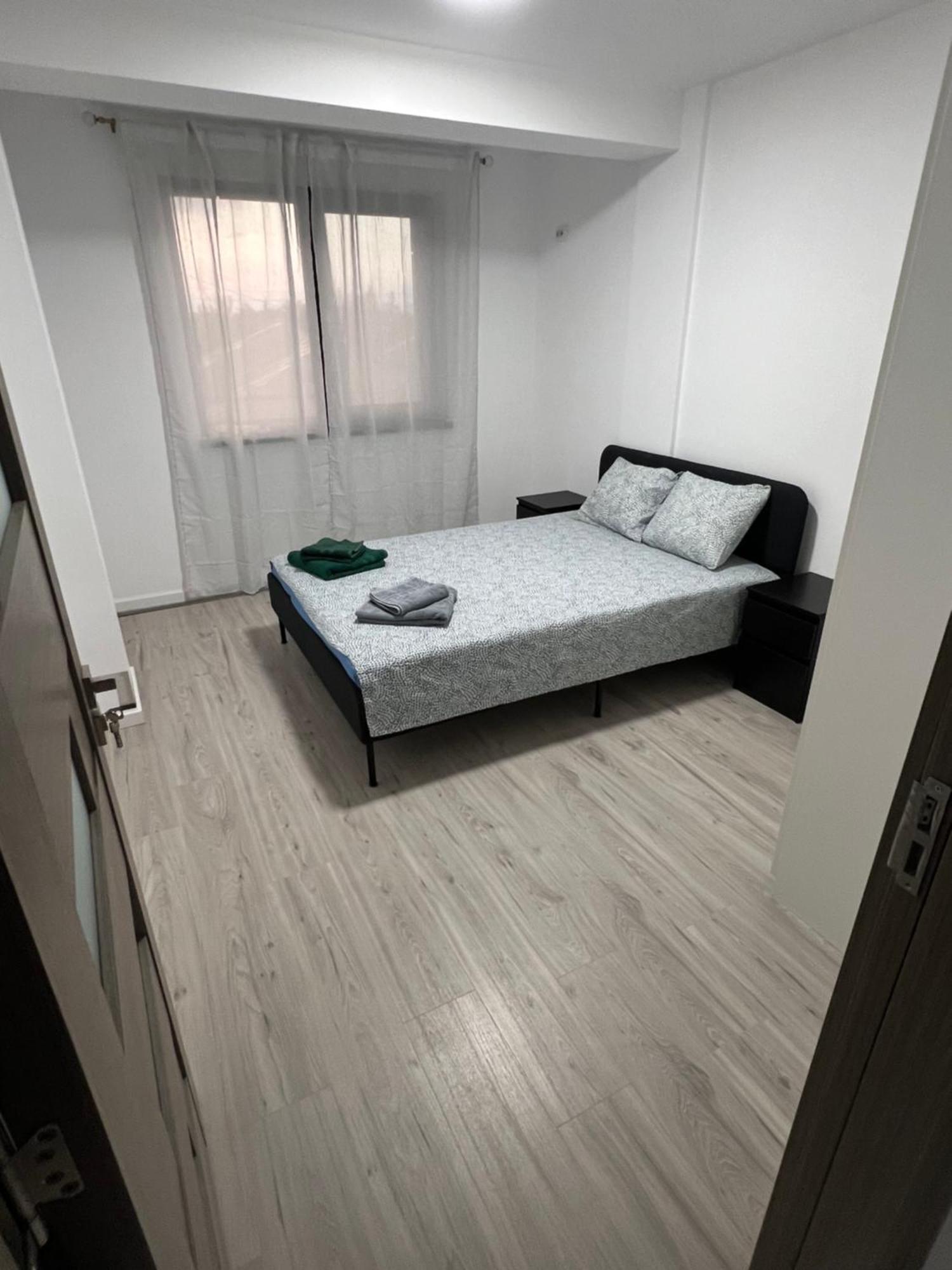 Apartament Everest 33 Ap 2 Bucureşti